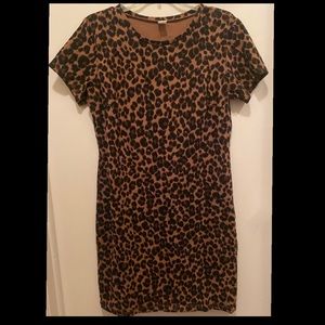 Old Navy T-Shirt Dress - Leopard / Cheetah Print - Size L